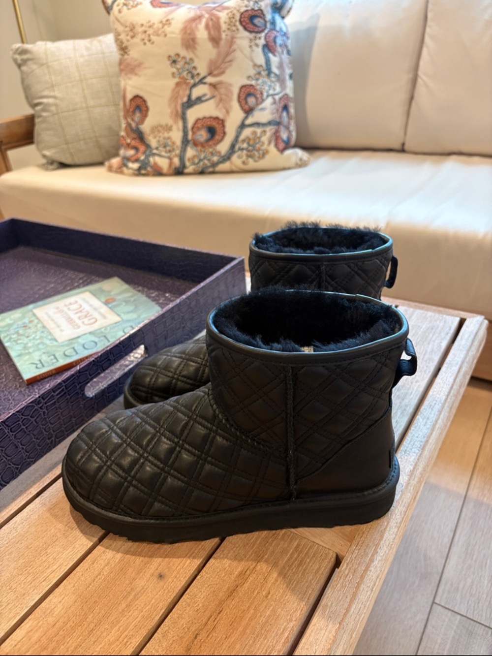 Ugg women’s Quilted Black Ankle Shearling Boots size 9 worn once